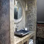 La Maison Du Parc Bed & Breakfast Honfleur
