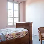 La Maison Du Parc Bed & Breakfast