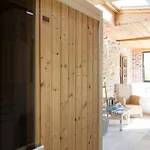 Bed & Breakfast La Maison Du Parc 4*
