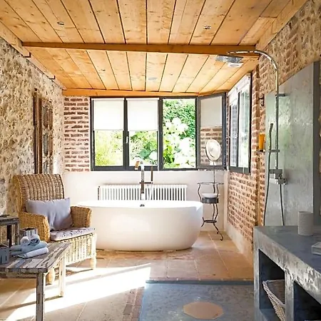 Oda ve Kahvaltı La Maison Du Parc 4*