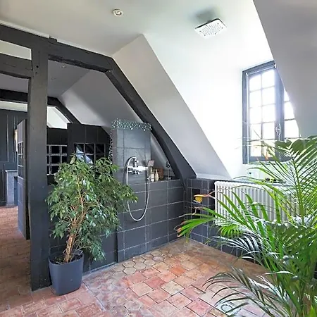La Maison Du Parc Oda ve Kahvaltı Honfleur
