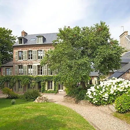 La Maison Du Parc Oda ve Kahvaltı 4*
