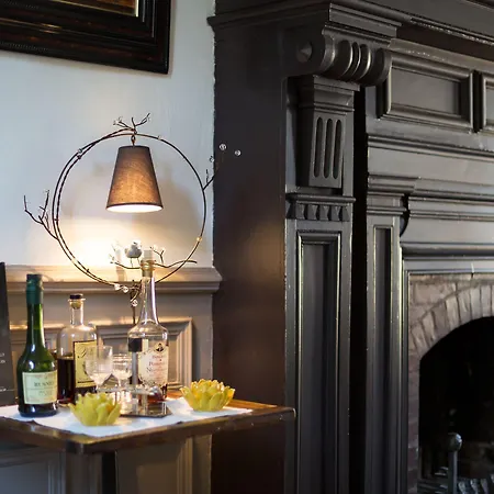 La Maison Du Parc Couette-café Honfleur