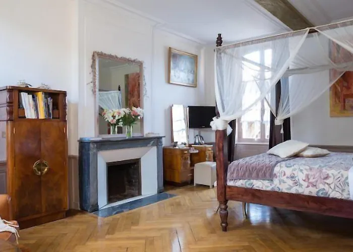 La Maison Du Parc Oda ve Kahvaltı Honfleur