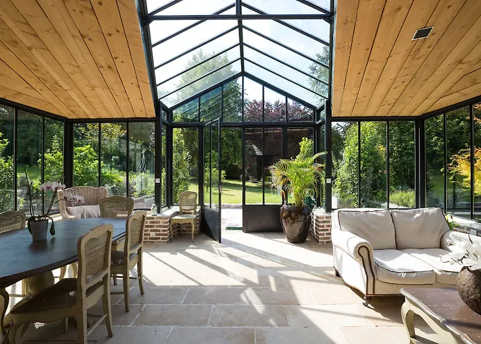 La Maison Du Parc Bed & Breakfast