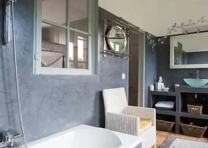 La Maison Du Parc Oda ve Kahvaltı Honfleur