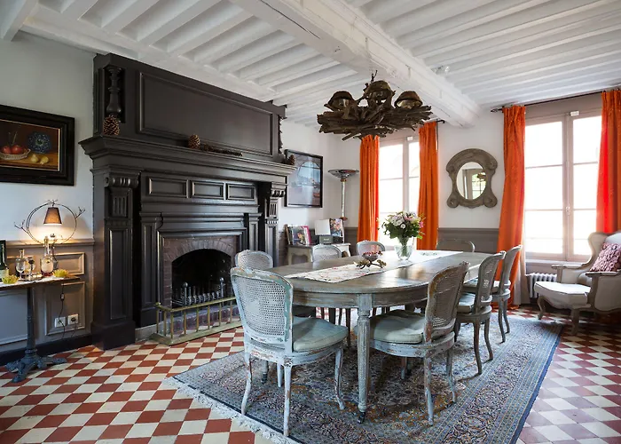 La Maison Du Parc Bed & Breakfast